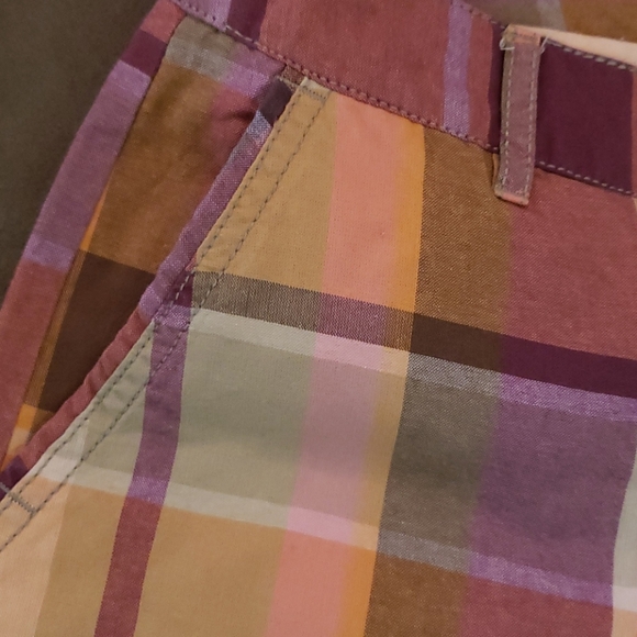 Shorts - Picture 4 of 4